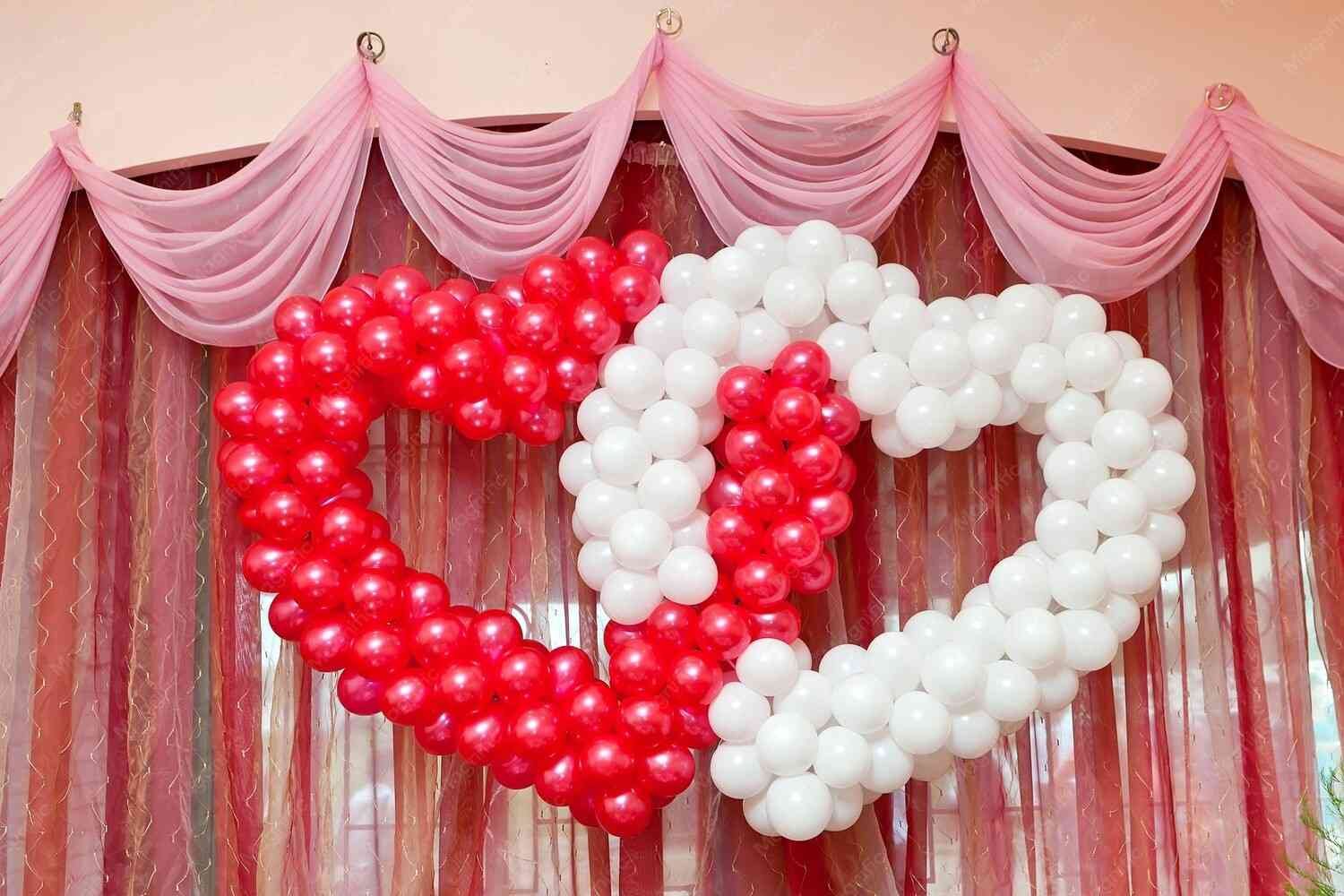 Best Engagement Balloon Decoration in Noida